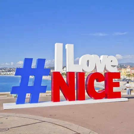 Apartamento Fantastic View 2 Ch + 2 Sdb, 86m², Sea Front