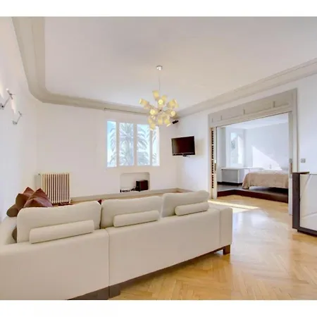 Fantastic View 2 Ch + 2 Sdb, 86m², Sea Front Nice